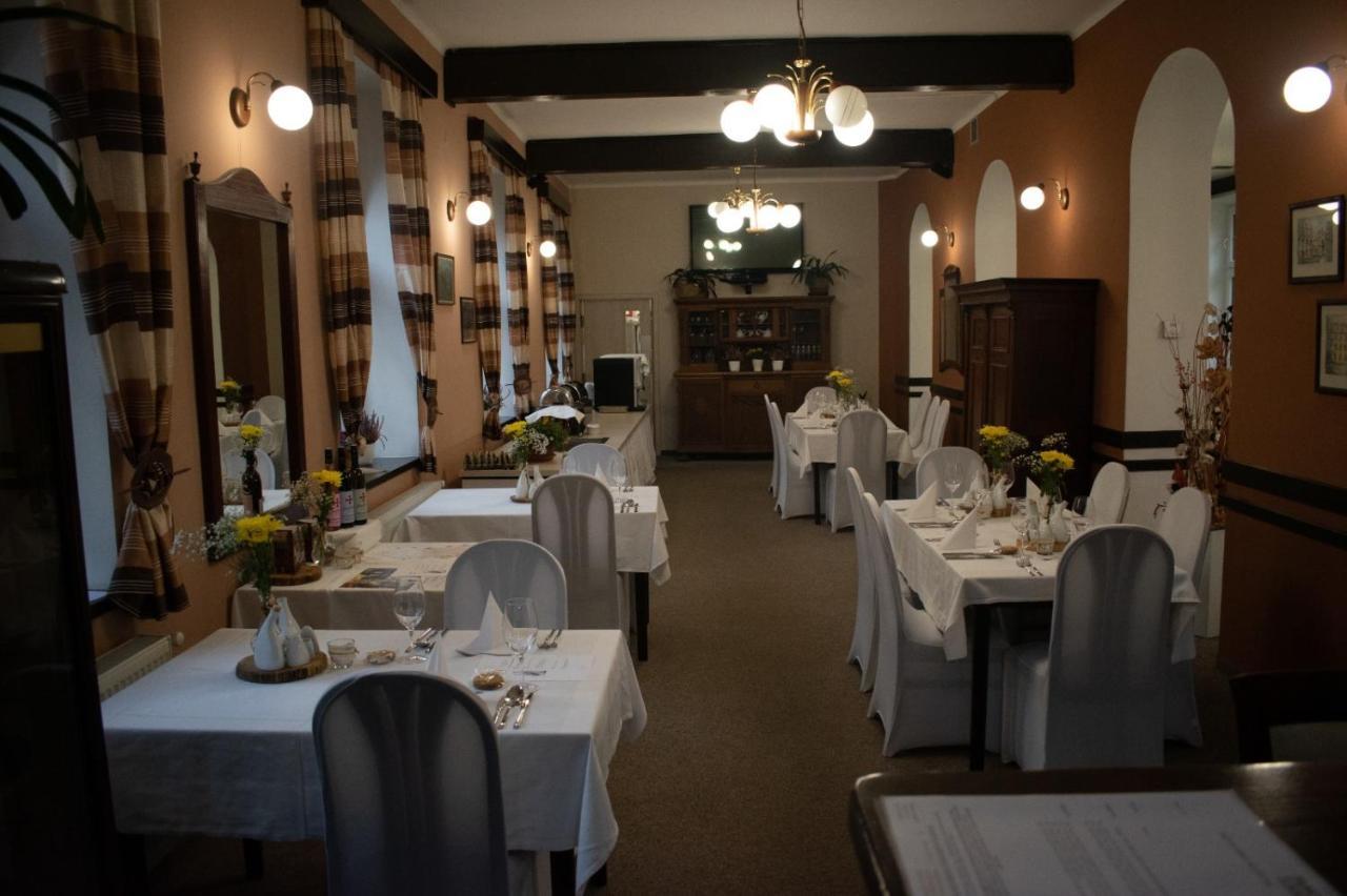 Hotel U Kaple Decin Extérieur photo