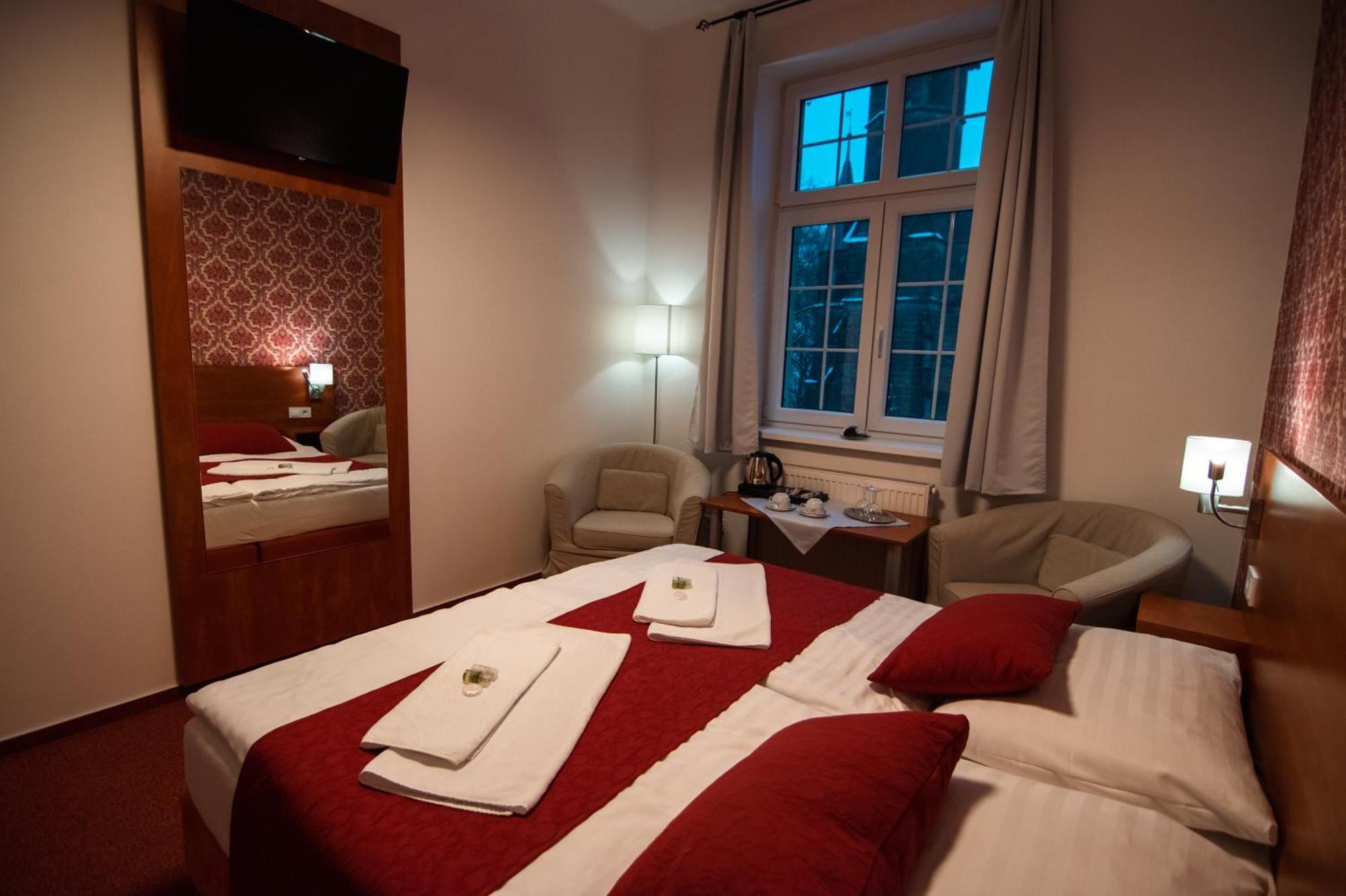 Hotel U Kaple Decin Extérieur photo